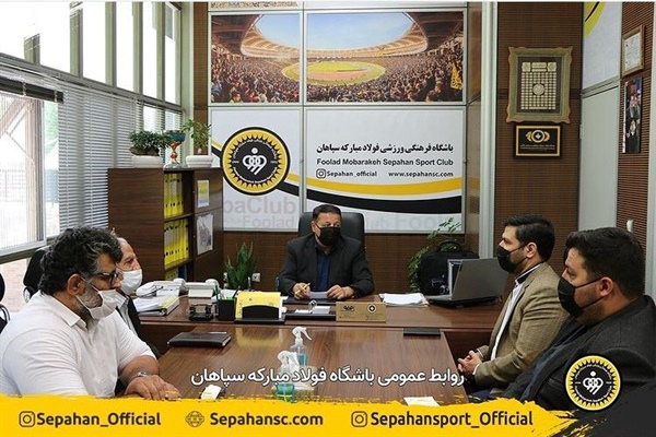 حضور رئیس هیات کشتی استان اصفهان در باشگاه سپاهان