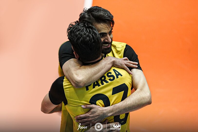 گزارش تصویری پیروزی بلند‌قامتان مقابل رازین پلیمر