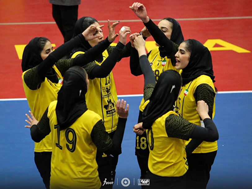 گزارش تصویری دیدار سپاهان و پدیده گلپایگان