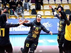 آرکا متشکل از بازیکنانی است که سال‌ها ملی‌پوش بودند