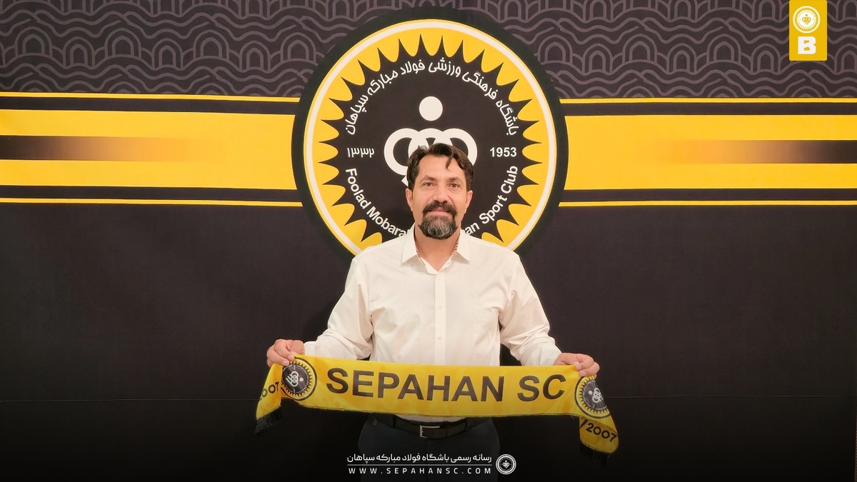 سومین فصل حضور سعید جهانگیری روی نیمکت سپاهان ب