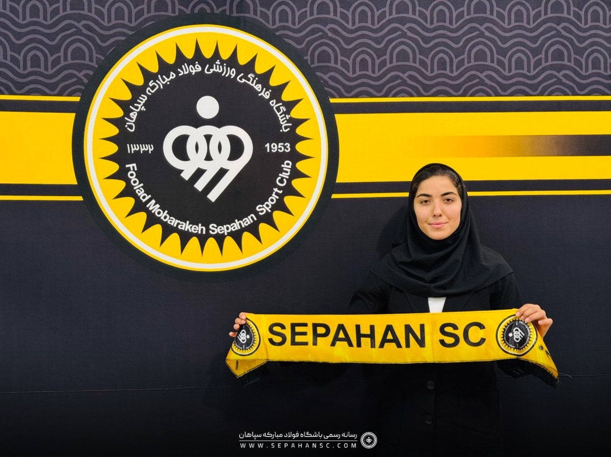 نصوحی برای هفتمین سال در هندبال سپاهان ماندگار شد