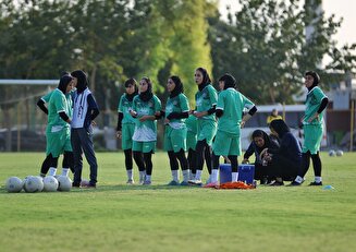 سپاهان در سیرجان فصل را شروع می‌کند