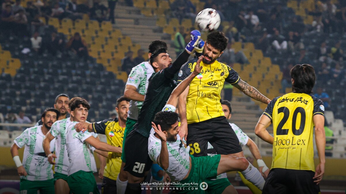 تساوی سپاهان و ذوب‌آهن