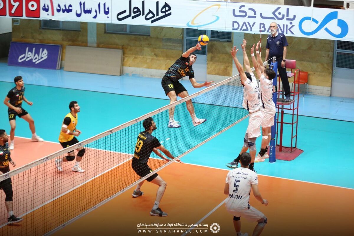 تجربه ارزشمند والیبالیست‌‌های سپاهان در دومین دیدار تدارکاتی