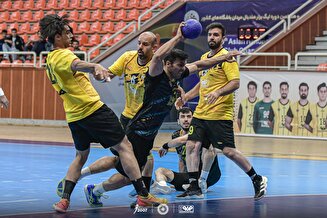 سپاهان با فتح شهرآورد صدرنشینی را تثبیت کرد