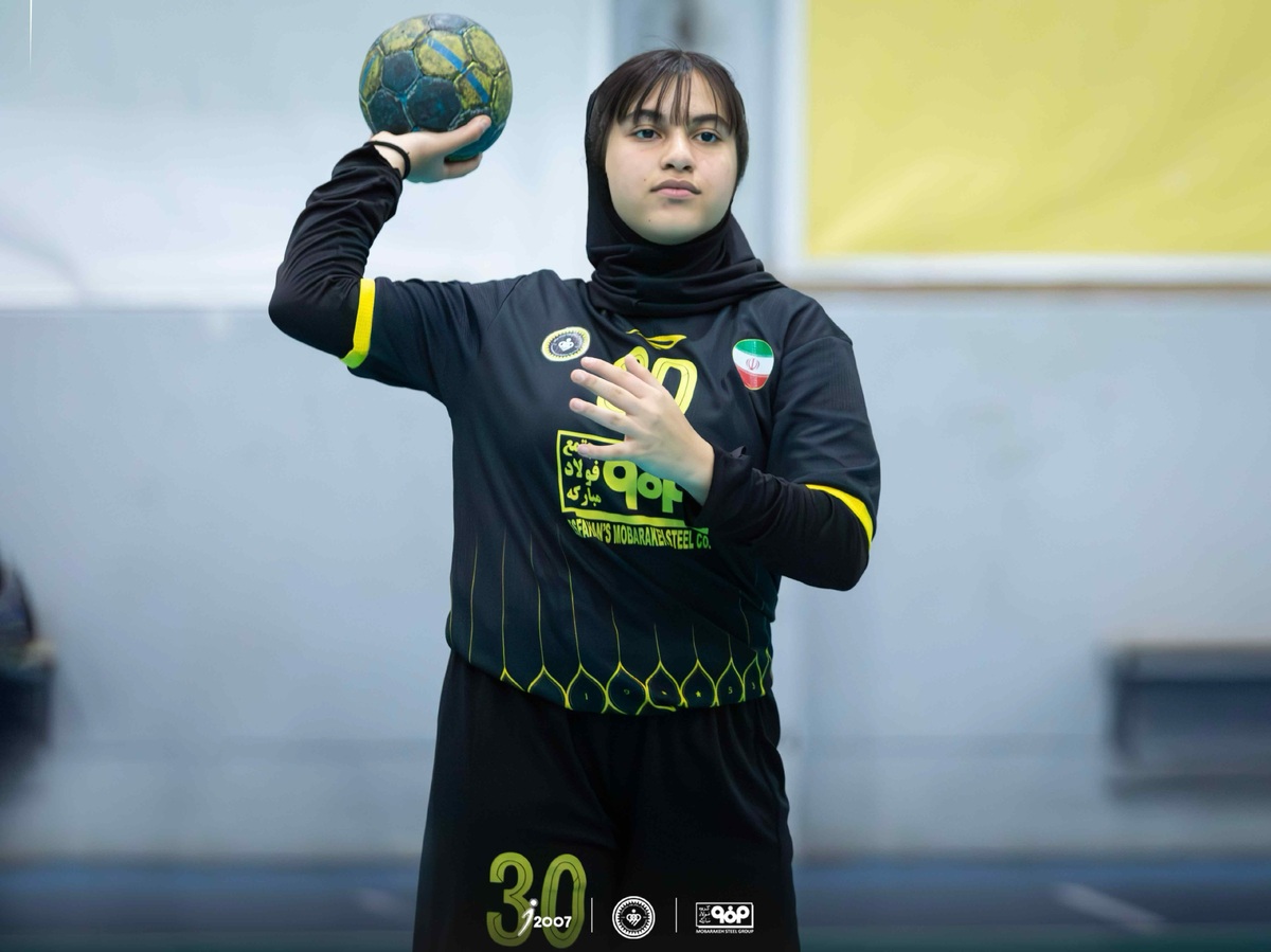 باران نجار، پخش‌کننده طلایی سپاهان در رقابت‌های استعدادهای برتر ۱۴۰۴