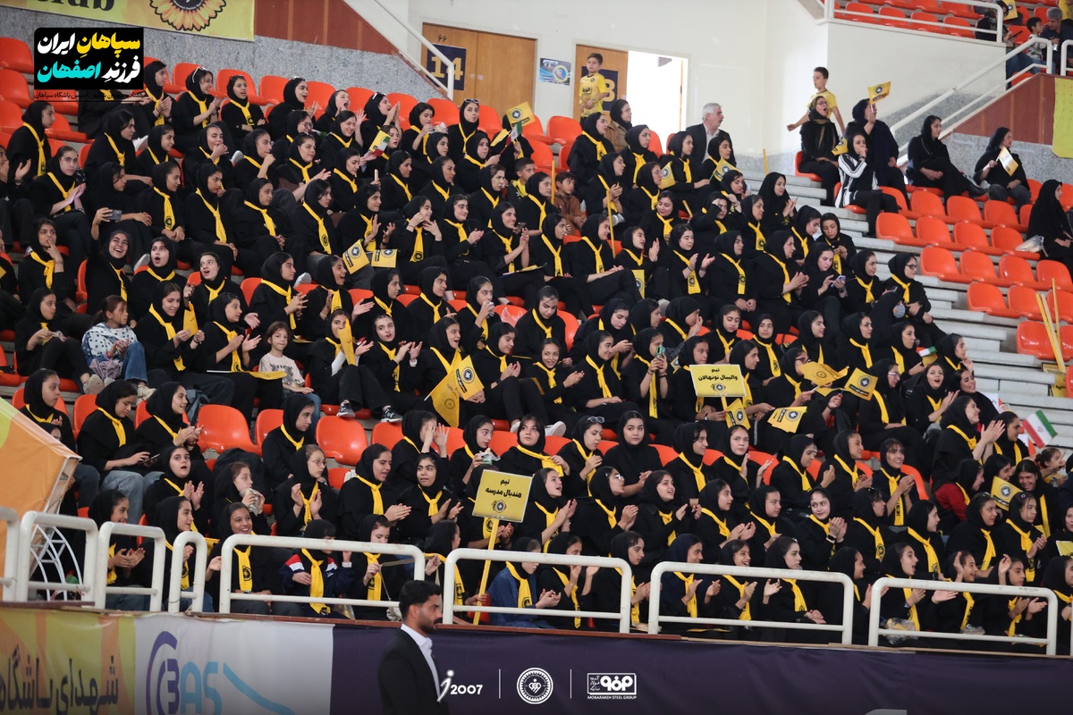 جشن بزرگ خانواده سپاهان به مناسبت سالروز تأسیس باشگاه برگزار شد