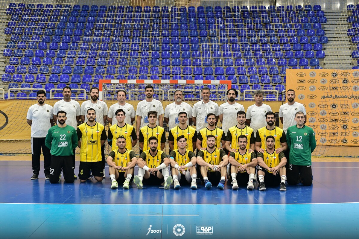 رویارویی زرد و نارنجی‌ها در پاییزی بهاری