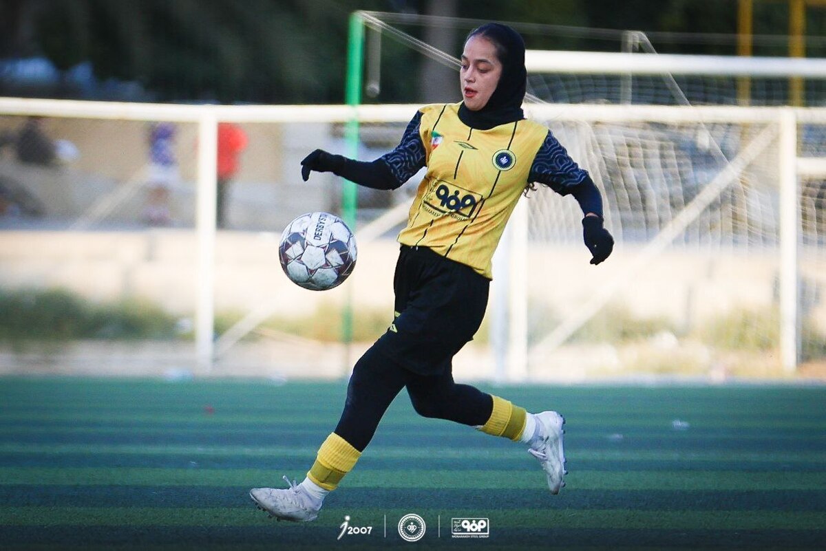 سپاهان از صدرنشین لیگ میزبانی می‌کند