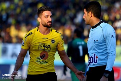 هفته 21 - لیگ 18-فصل 98-97 -استادیوم نقش جهان
