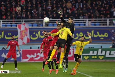 هفته 14 لیگ برتر - فصل 99-98 - استادیوم امام رضا - مشهد