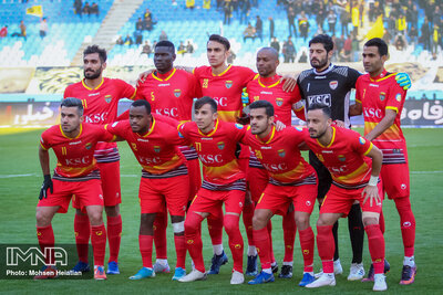 هفته 18 لیگ برتر فوتبال فصل 99-98 - استادیوم نقش جهان