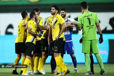 مرحله یک چهارم نهایی جام حذفی کشور فصل 99-98 - استادیوم آزادی تهران