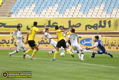 هفته ۱۷ لیگ برتر فوتبال فصل ۱۴۰۱ - ۱۴۰۰ ورزشگاه نقش جهان اختصاصی روابط عمومی عکس : یاسر جمالی