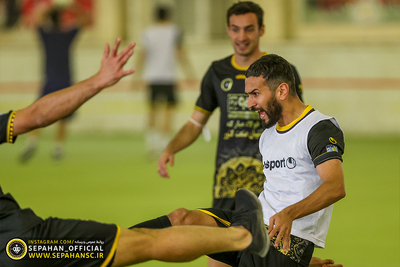 هفته ۲۹ لیگ برتر فوتبال فصل ۱۴۰۱-۱۴۰۰ اختصاصی روابط عمومی عکس : یاسر جمالی