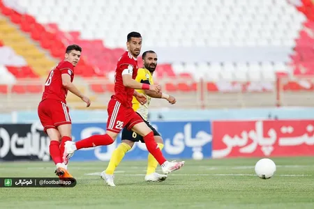 هفته 25 لیگ برتر فوتبال فصل 99-98 - استادیوم یادگار امام شهر تبریز