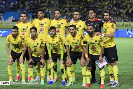 هفته 3- - لیگ هجدهم - فصل 98-97 -استادیوم نقش جهان