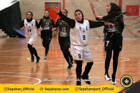 دیدار نهایی مسابقات بسکتبال بانوان فصل 00-99 - ورزشگاه شهید میثمی اصفهان