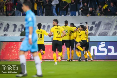 هفته 15 - فصل 99-98 - استادیوم نقش جهان