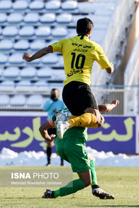 هفته 17 - لیگ برتر فصل 99-98
