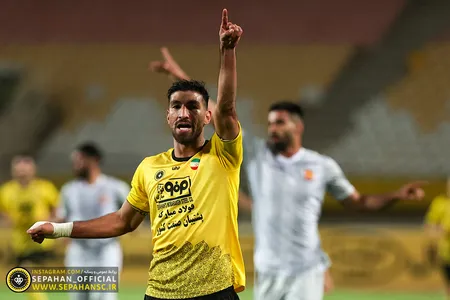 هفته ۲۸ لیگ برتر فوتبال کشور فصل ۱۴۰۱-۱۴۰۰ ورزشگاه نقش جهان اختصاصی روابط عمومی عکس : یاسر جمالی