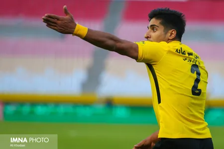 هفته 21 - لیگ 18-فصل 98-97 -استادیوم نقش جهان