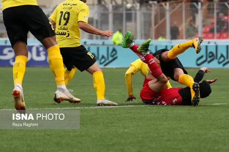 هفته 13 لیگ برتر فصل 99-98- استادیوم قائمشهر