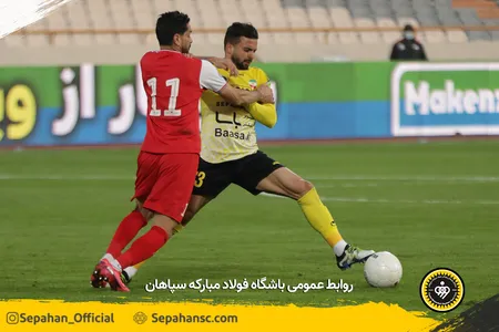 معوقه هفته هفتم لیگ برتر فوتبال فصل 99-00 استادیوم آزادی تهران - عکس یاسر جمالی