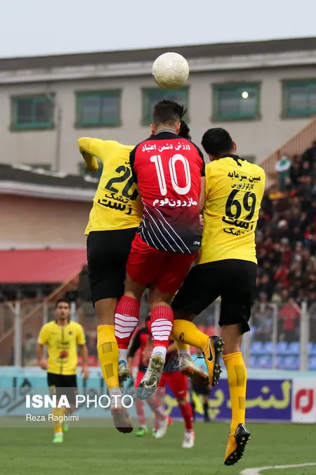 هفته 13 لیگ برتر فصل 99-98- استادیوم قائمشهر