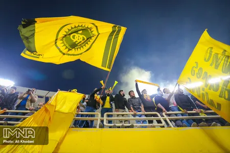 هفته 10 لیگ برتر فصل 99-98 - استادیوم نقش جهان