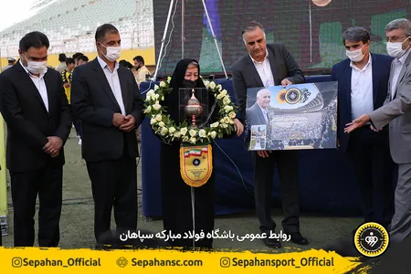 اختصاصی روابط عمومی استادیوم نقش جهان عکس : یاسر جمالی