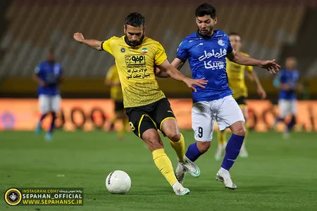 هفته ۲۵ لیگ برتر فوتبال فصل ۱۴۰۱-۱۴۰۰ ورزشگاه نقش جهان اختصاصی روابط عمومی عکس : یاسر جمالی
