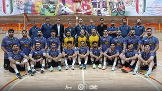 مسیر قهرمانی، از دربی اصفهان آغاز می‌شود
