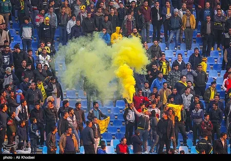 هفته نوزدهم لیگ برتر - لیگ هفدهم - فصل 97-96 - استادیوم نقش جهان