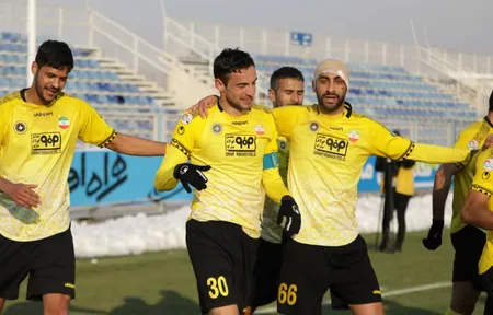 هفته دهم لیگ برتر فوتبال فصل 00-99 - استادیوم شهر تبریز