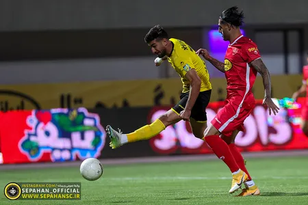 هفته ۲۷ لیگ برتر فوتبال فصل ۱۴۰۱-۱۴۰۰ ورزشگاه شهر سیرجان اختصاصی روابط عمومی عکس : یاسر جمالی