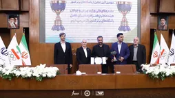تقدیر از باشگاه فولاد مبارکه سپاهان در سومین آیین تجلیل از باشگاه‌های برتر کشور
