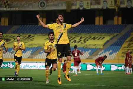 هفته 29 لیگ برتر فوتبال کشور فصل -99-98 - استادیوم نقش جهان