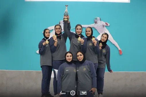 فولاد مبارکه سپاهان قهرمان لیگ برتر شمشیربازی اپه بانوان شد
