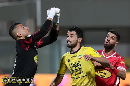 هفته ۲۷ لیگ برتر فوتبال فصل ۱۴۰۱-۱۴۰۰ ورزشگاه شهر سیرجان اختصاصی روابط عمومی عکس : یاسر جمالی
