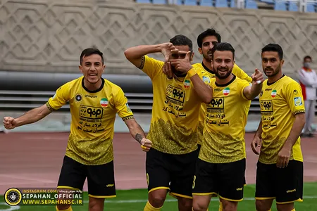 هفته ۲۲ لیگ برتر فوتبال فصل ۱۴۰۱-۱۴۰۰ ورزشگاه امام رضا مشهد اختصاصی روابط عمومی عکس : یاسر جمالی