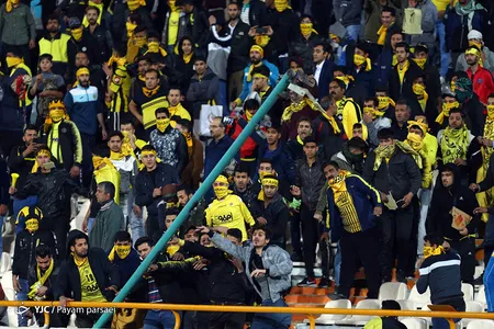 هفته 27-لیگ 18 - فصل 98-97 - استادیوم آزادی