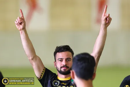 هفته ۲۹ لیگ برتر فوتبال فصل ۱۴۰۱-۱۴۰۰ اختصاصی روابط عمومی عکس : یاسر جمالی