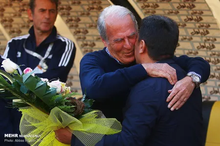 هفته 10 لیگ برتر فصل 99-98 - استادیوم نقش جهان