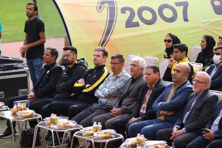 پنجم آبان&zwnj;ماه 1401 - ورزشگاه نقش&zwnj;جهان
