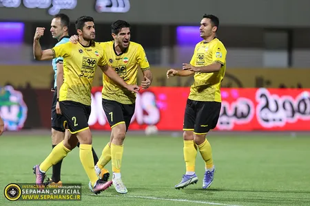 هفته ۲۷ لیگ برتر فوتبال فصل ۱۴۰۱-۱۴۰۰ ورزشگاه شهر سیرجان اختصاصی روابط عمومی عکس : یاسر جمالی