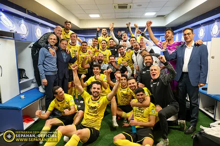 هفته ۲۷ لیگ برتر فوتبال فصل ۱۴۰۱-۱۴۰۰ ورزشگاه شهر سیرجان اختصاصی روابط عمومی عکس : یاسر جمالی