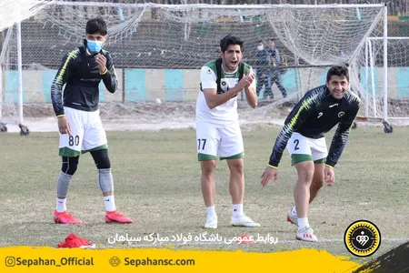 هفته 17 لیگ برتر فصل 99-00 - شهر اراک - عکس : یاسر جمالی