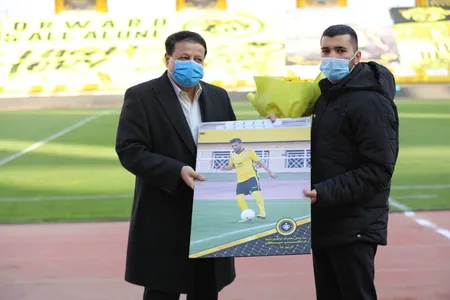 هفته چهارم لیگ برتر فوتبال فصل 99-00 استادیوم نقش جهان